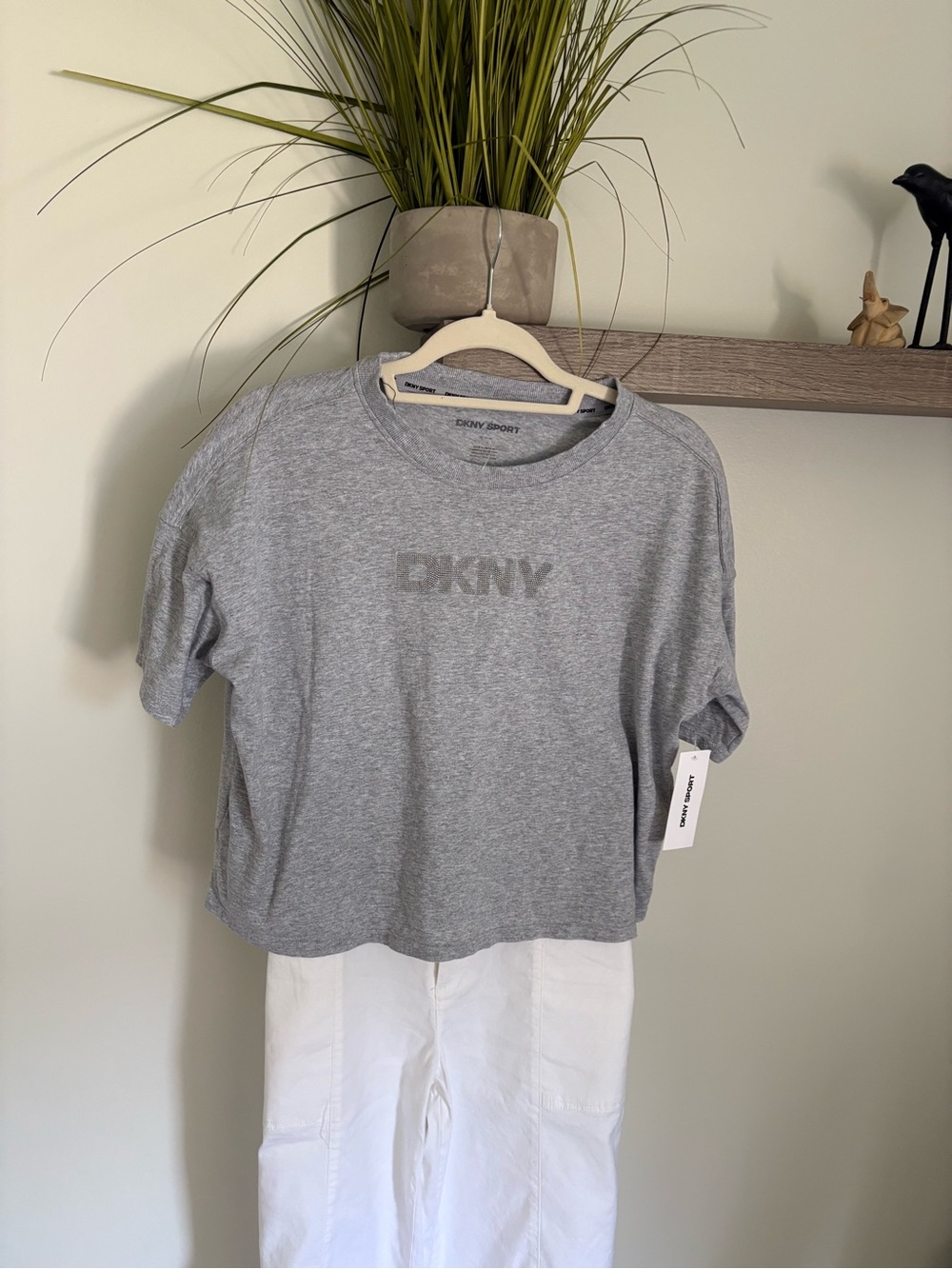 DKNY Gray Logo Crop Tee studded nwt med